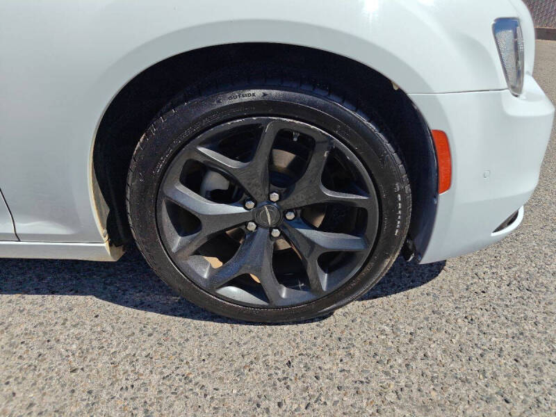 2022 Chrysler 300 S V6