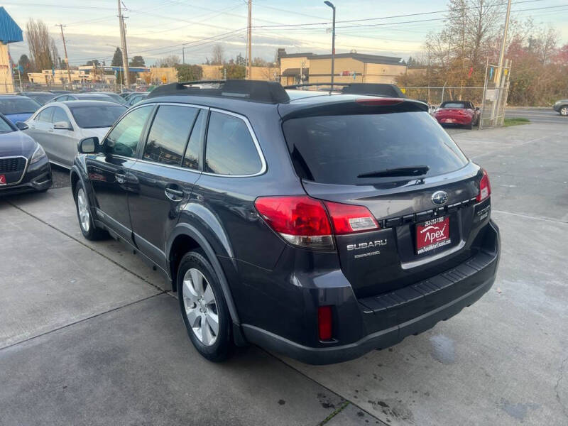 2010 Subaru Outback I Limited photo 5