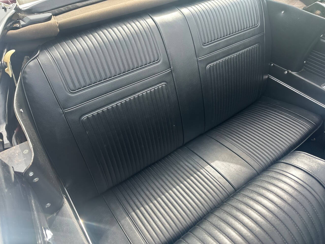 1965 Chevrolet Corvair 37
