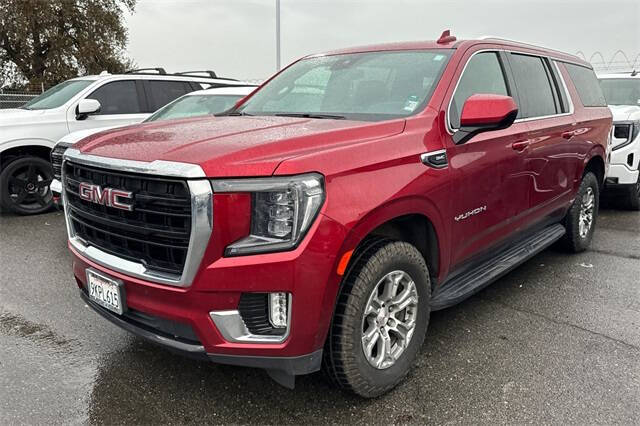 2023 GMC Yukon XL SLE