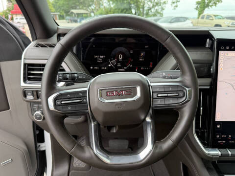 2025 GMC Yukon Elevation