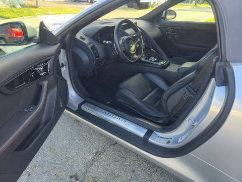 2018 Jaguar F-TYPE 296HP