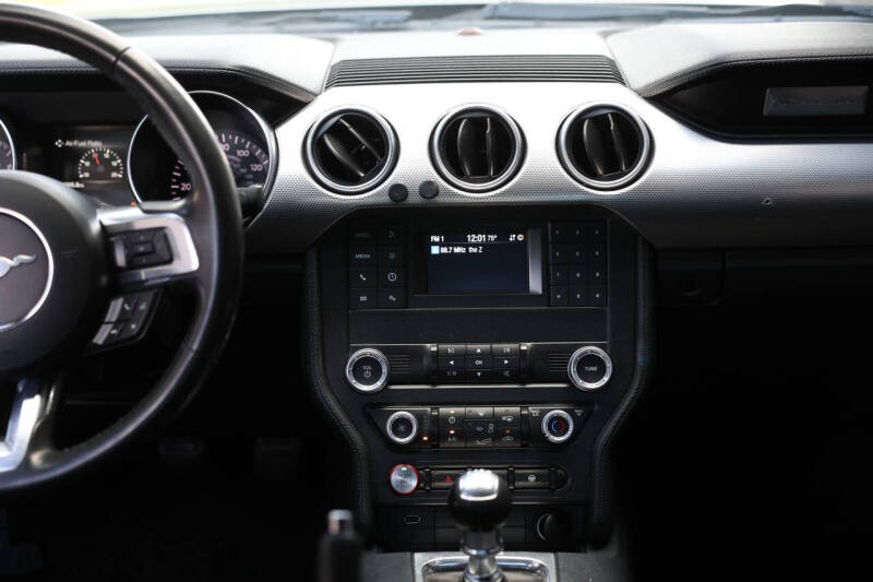 2021 Ford Mustang