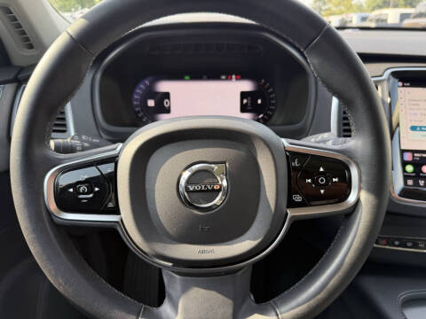 2023 Volvo XC90 B5 Core