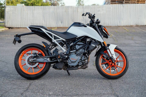 2021 KTM 200 Duke