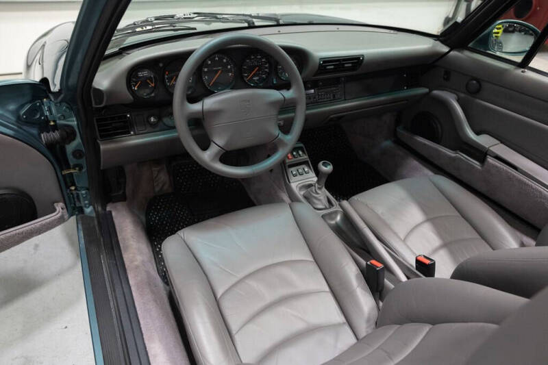 1995 Porsche 911 Carrera