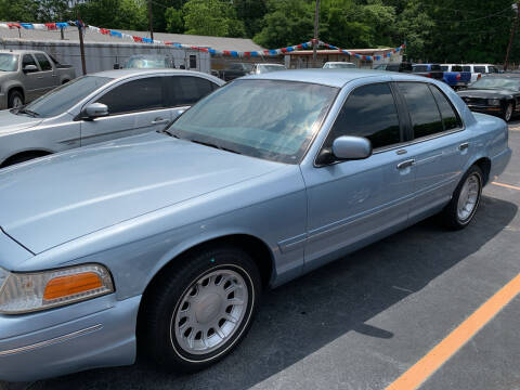2001 Ford Crown Victoria for sale at A-1 Auto Sales in Anderson SC
