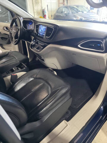 2017 Chrysler Pacifica