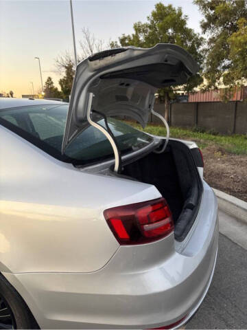 2015 Volkswagen Jetta