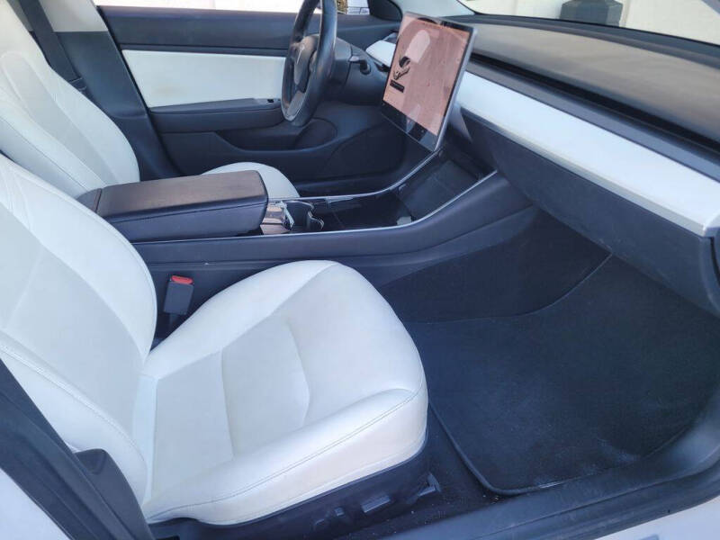 2018 Tesla Model 3 Mid Range