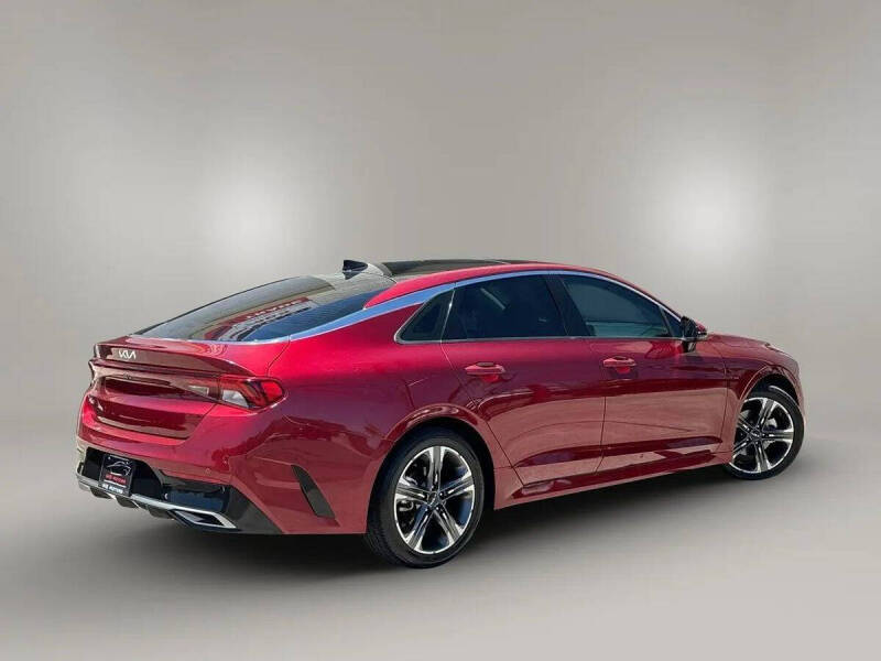 2022 Kia K5 EX