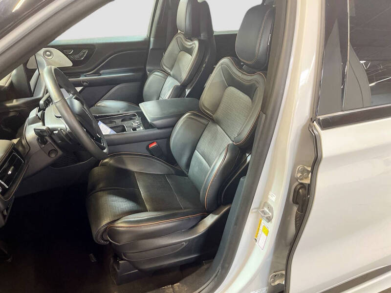 2025 Lincoln Aviator Black Label
