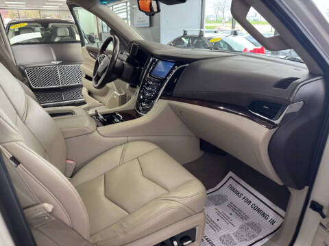 2015 Cadillac Escalade Luxury