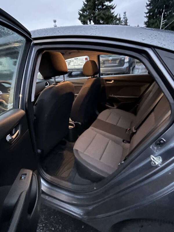 2018 Hyundai Accent SE