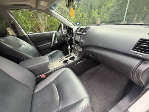 2013 Toyota Highlander Plus