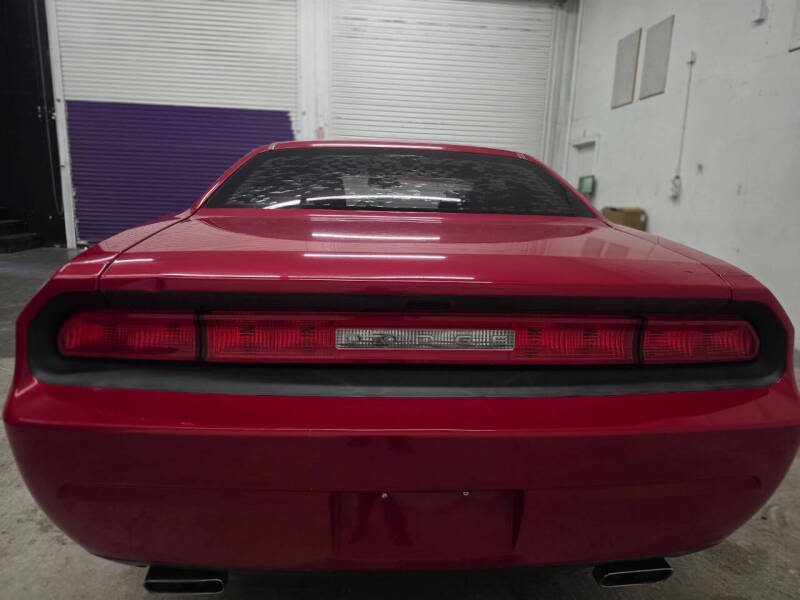2012 Dodge Challenger SXT