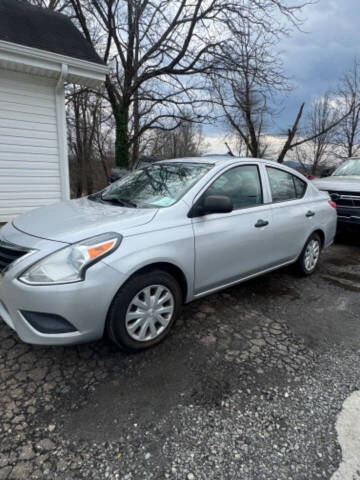 2015 Nissan Versa 1.6 S Plus
