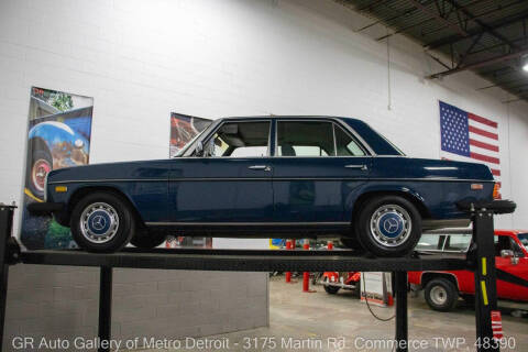 1975 Mercedes-Benz 280-Class