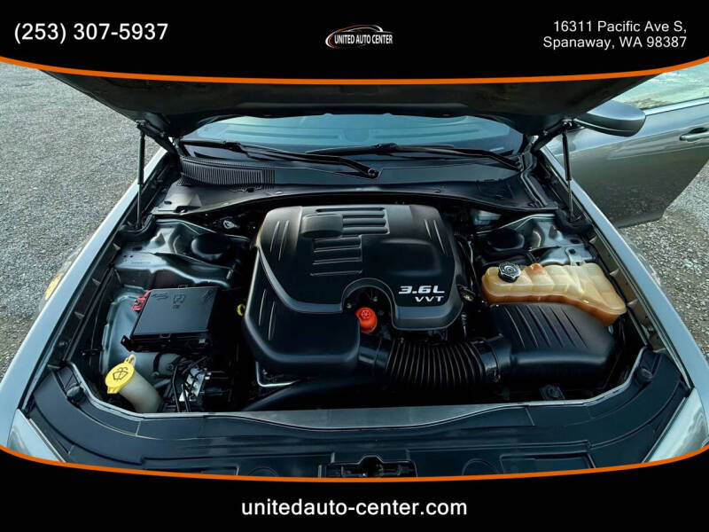 2012 Chrysler 300 S V6