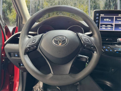2020 Toyota C-HR LE