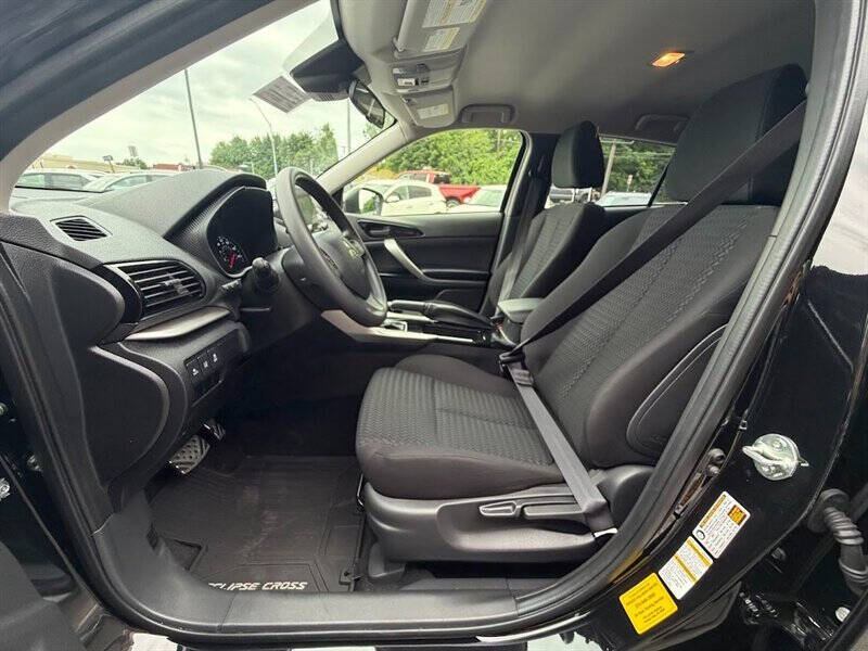 2025 Mitsubishi Eclipse Cross LE