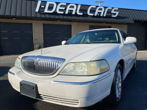 2003 Lincoln Town Car for sale at I-Deal Cars in Harrisburg PA