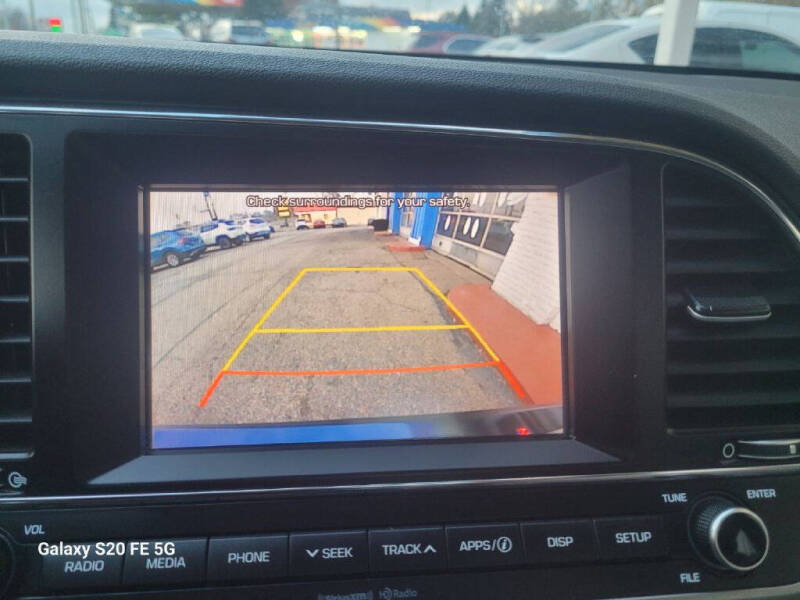 2018 Hyundai Elantra