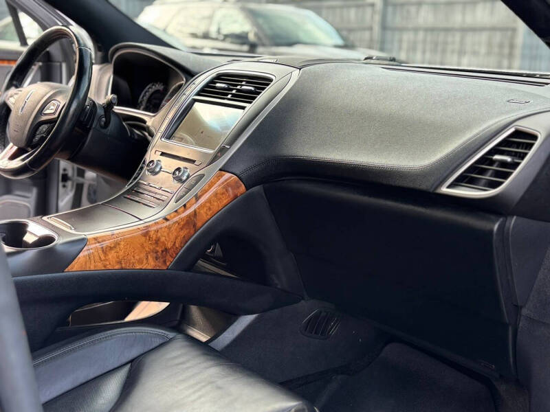 2016 Lincoln MKX Select