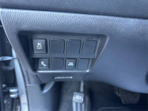 2019 Nissan Pathfinder S