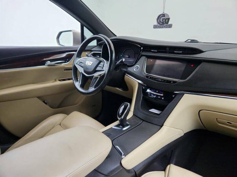 2017 Cadillac XT5 Luxury