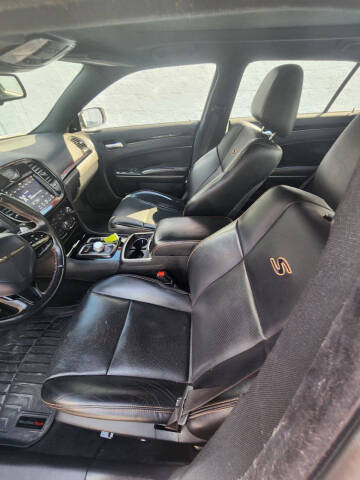 2019 Chrysler 300 S