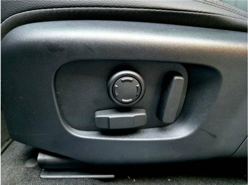 2026 Land Rover Range Rover Evoque P250 Dynamic SE