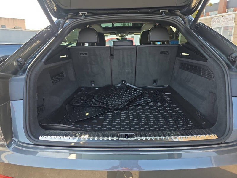 2021 Audi Q8 quattro Premium Plus 55 TFSI