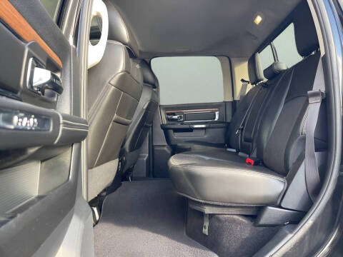 2015 RAM 1500 Laramie