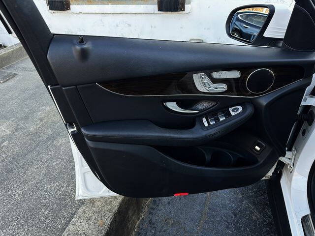 2019 Mercedes-Benz GLC GLC 300