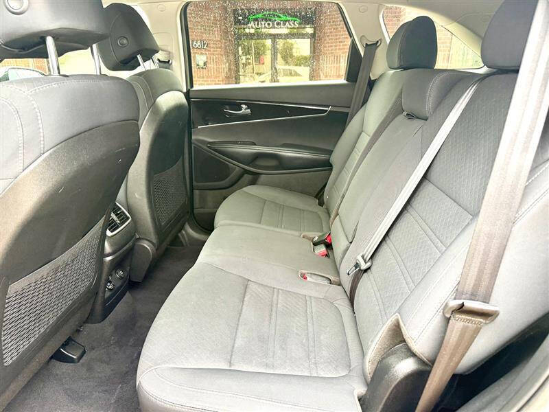 2017 Kia Sorento LX