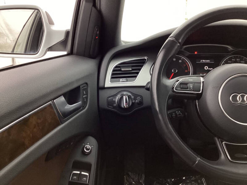 2015 Audi A4 2.0T quattro Premium Plus