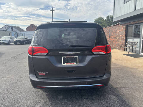 2019 Chrysler Pacifica Touring L