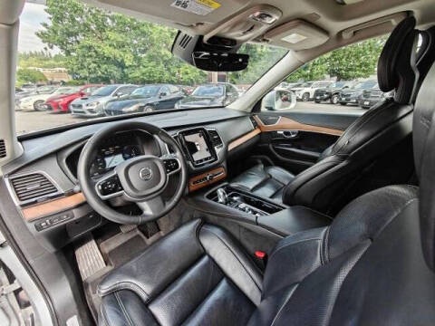 2017 Volvo XC90 T8 eAWD Inscription