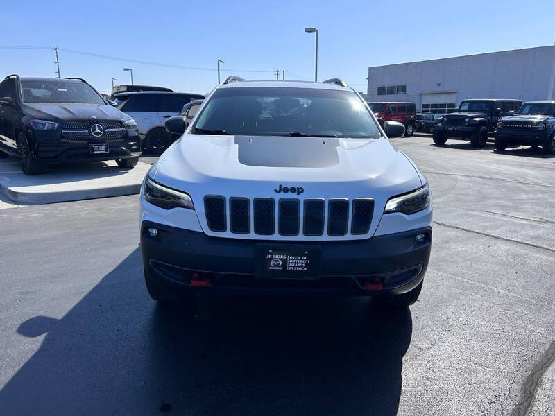 Used 2019 Jeep Cherokee Trailhawk with VIN 1C4PJMBX4KD104984 for sale in Cape Girardeau, MO