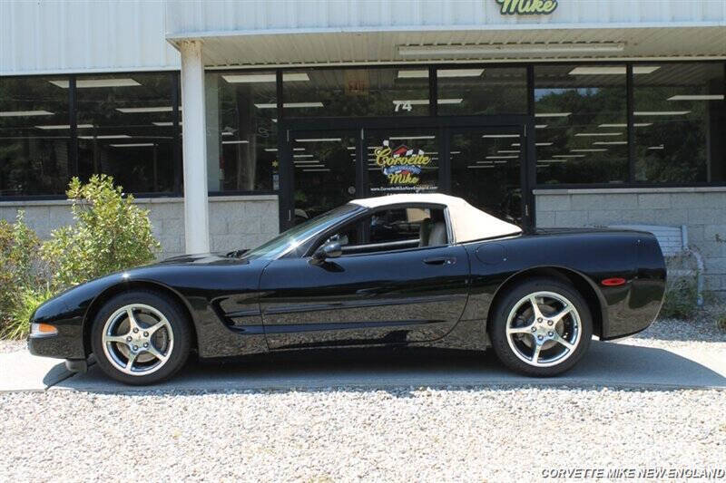 2002 Chevrolet Corvette 11
