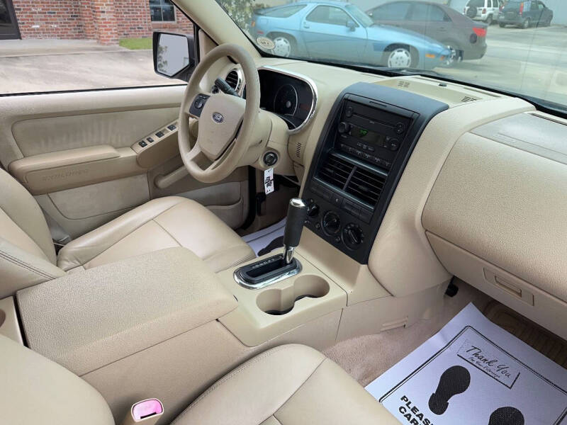 2006 Ford Explorer XLS