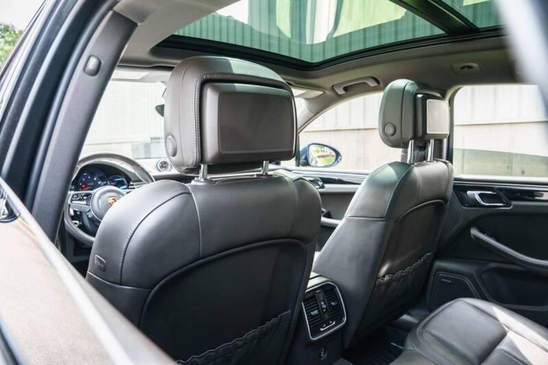 2018 Porsche Macan