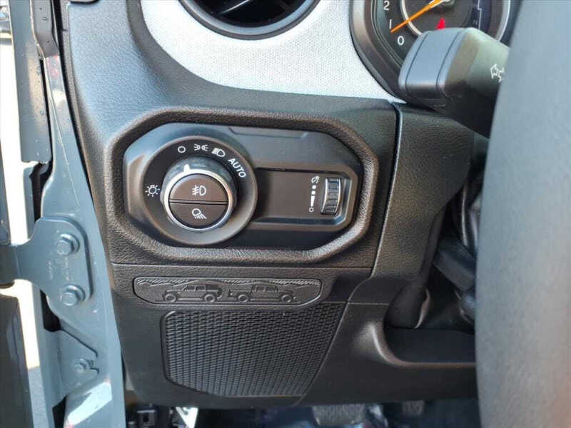 2024 Jeep Gladiator Sport