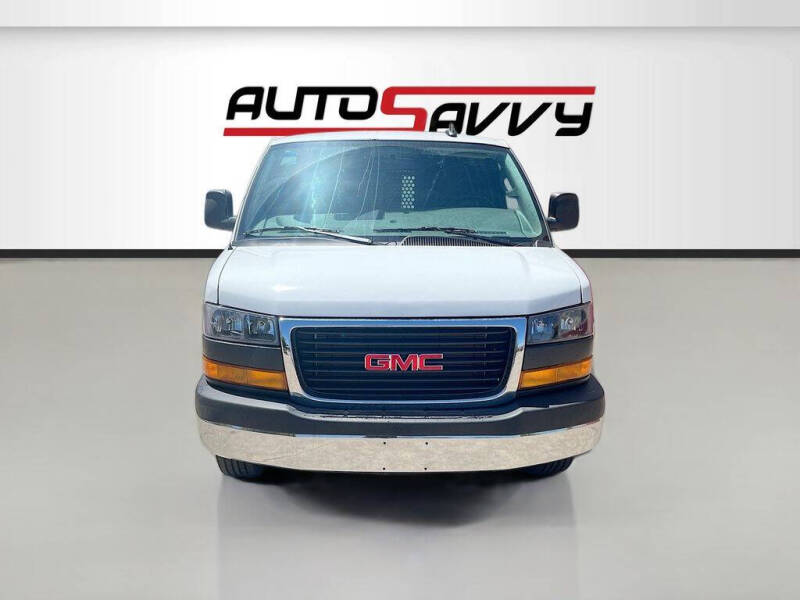 2025 GMC Savana 2500