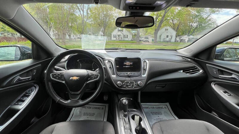2017 Chevrolet Malibu LT