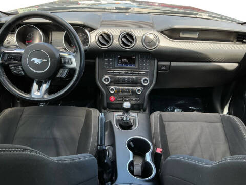 2018 Ford Mustang EcoBoost