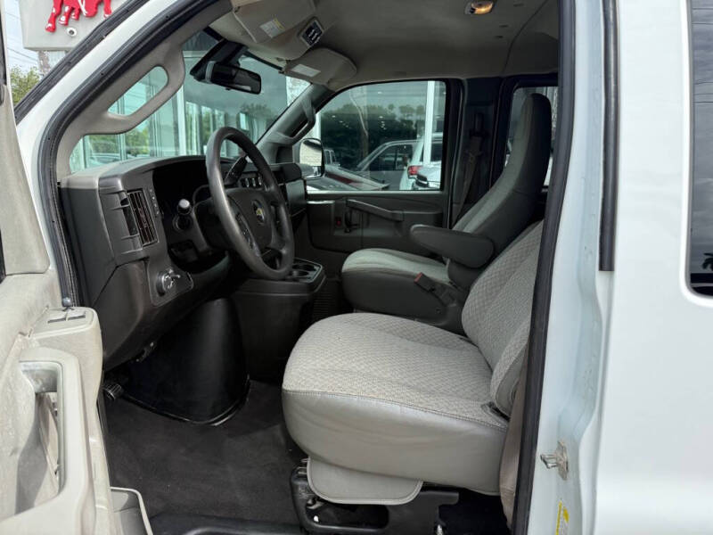 2020 Chevrolet Express LT 3500