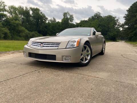 2006 Cadillac XLR for sale at James & James Auto Exchange in Hattiesburg MS