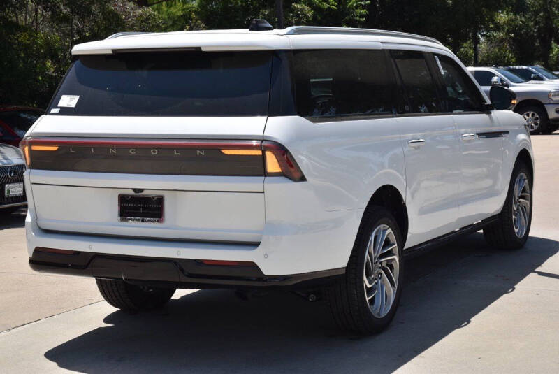 2026 Lincoln Navigator L Reserve